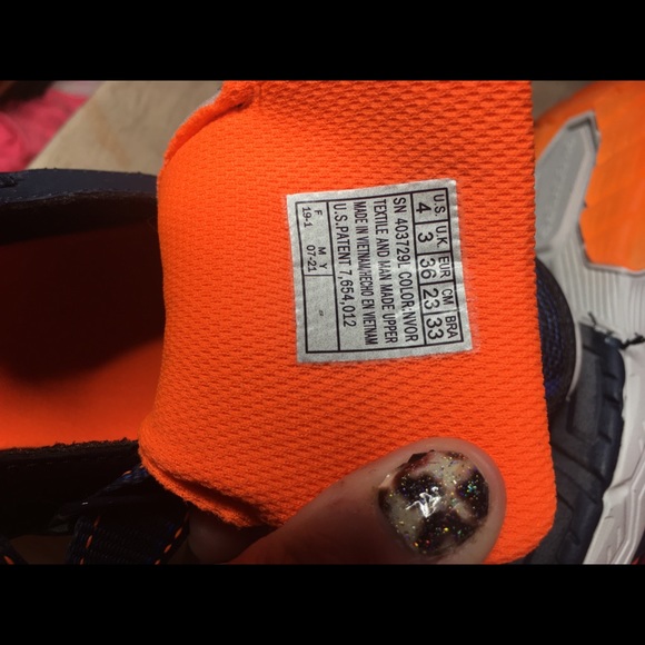 NWT sketchers thermoflux 2.0 big kid size 4. Have box and can ship it. - Picture 5 of 5